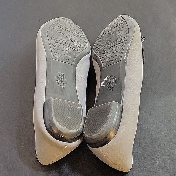 LIFETRIDE SIMPLY SUEDE TASSEL EMBELLISHMENTS POINTED TOE WOMEN"S FLAT - Picture 12 of 15